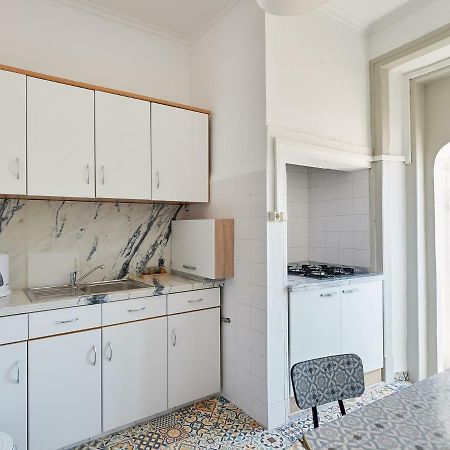 Love Inn Bairro Alto ลิสบอน ภายนอก รูปภาพ