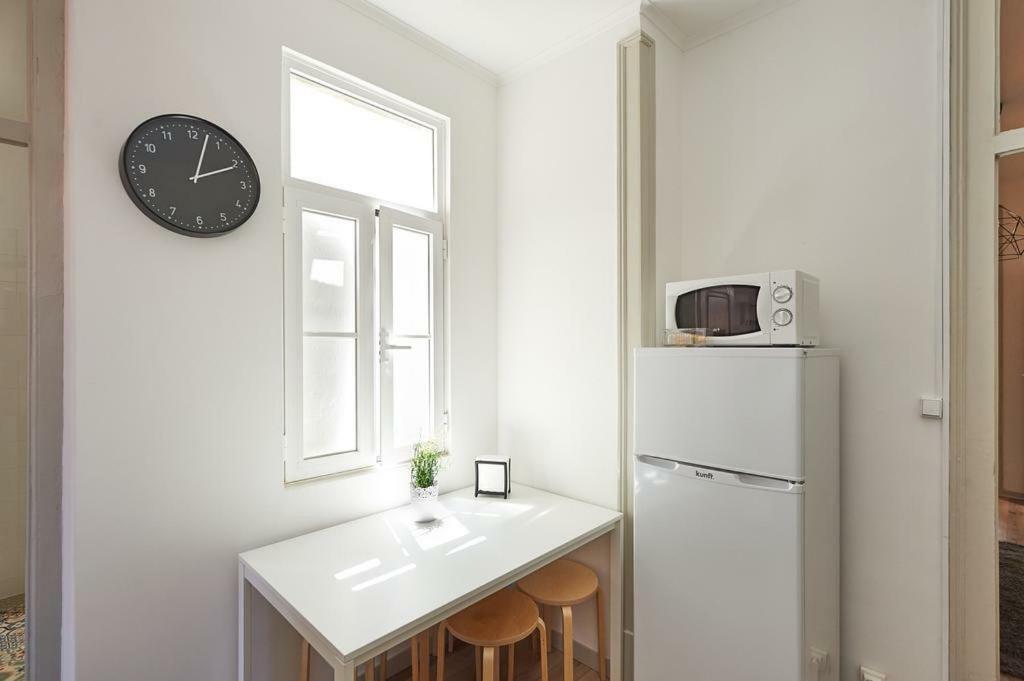 Love Inn Bairro Alto ลิสบอน ภายนอก รูปภาพ