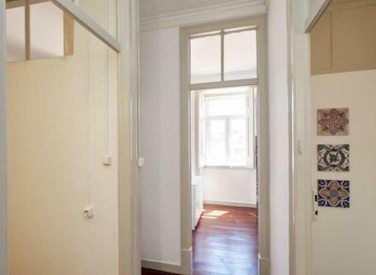 Love Inn Bairro Alto ลิสบอน ภายนอก รูปภาพ