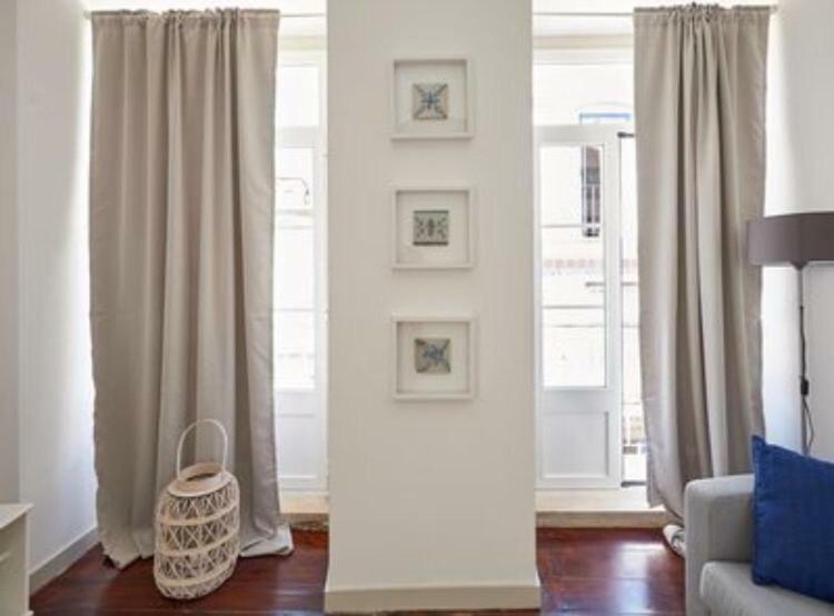 Love Inn Bairro Alto ลิสบอน ภายนอก รูปภาพ